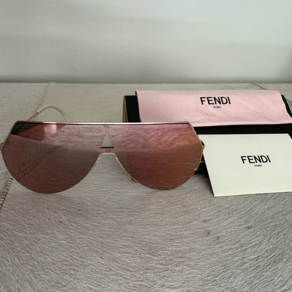 Fendi Shield Sunglasses Rose Gold Mirror Lens Oversided Design